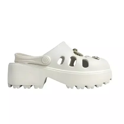 Babuche Moleca Plataforma Tratorada Branco + acessorios