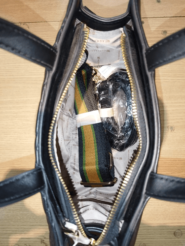 Bolsa SATCHEL Preta Media Matelasse com Alça Longa