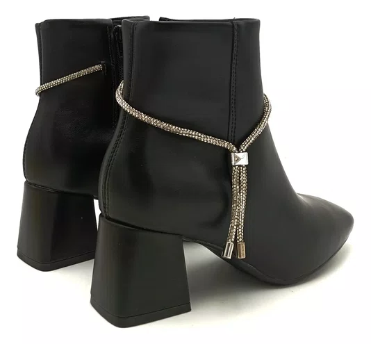 Bota Feminina Preto Cano Curto Tira Cristal Vizzano