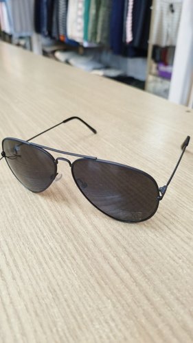 Óculos Unisex Ogochi Preto com Hastes Finas