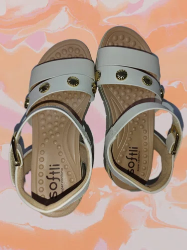 Sandália Flatform Casual Detalhe Aplique New Logo Softli Off White
