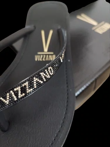 Sandália Rasteira Feminina Vizzano Com Brilho Preto