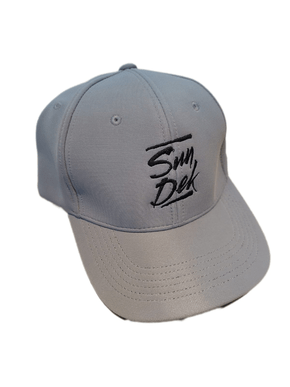 Bone Sundek Cinza Aba Curva