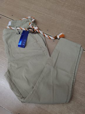 Calça Cigarrete Alfaiataria Oppnus Cris Aveia