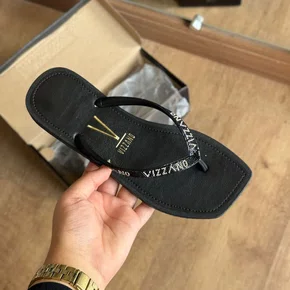 Sandália Rasteira Feminina Vizzano Com Brilho Preto
